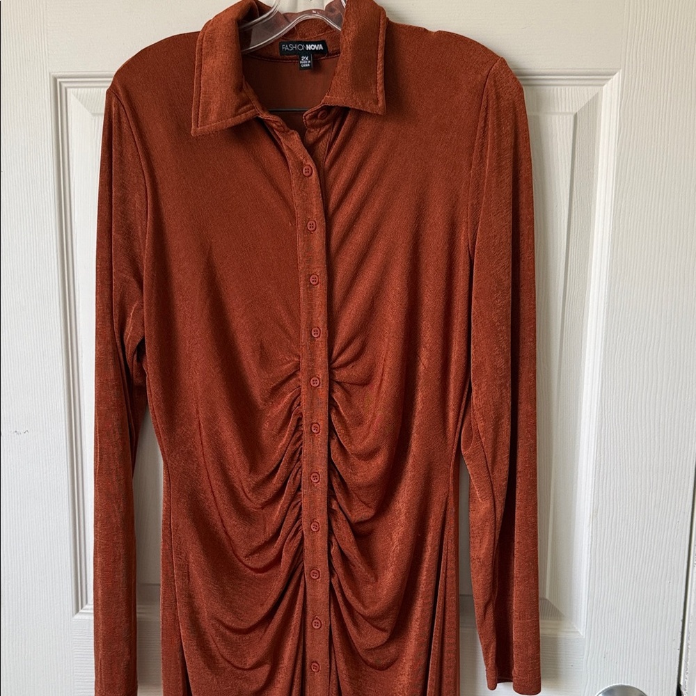 Fashion Nova Rust Ruched Button-Front Long Sleeve Dress.